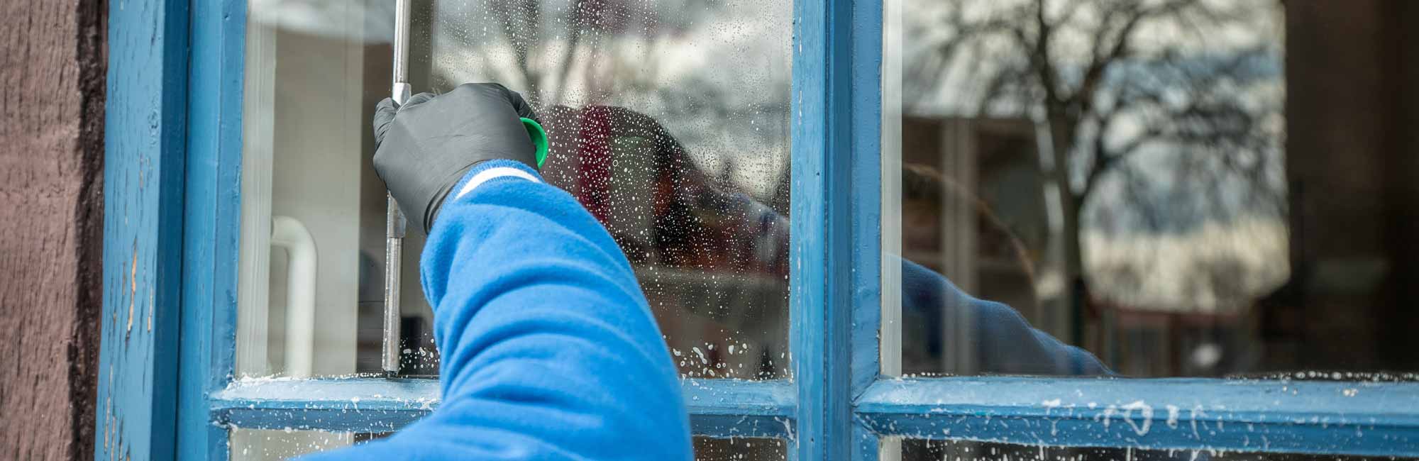 Streeploos wassen - Schoonmaak en glazenwasserij JH Heiligerlee